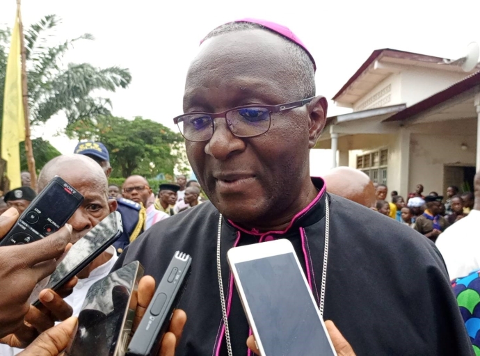 Nommé Archevêque de Kananga : Mgr Félicien Ntambwe accueilli triomphalement à Kabinda !